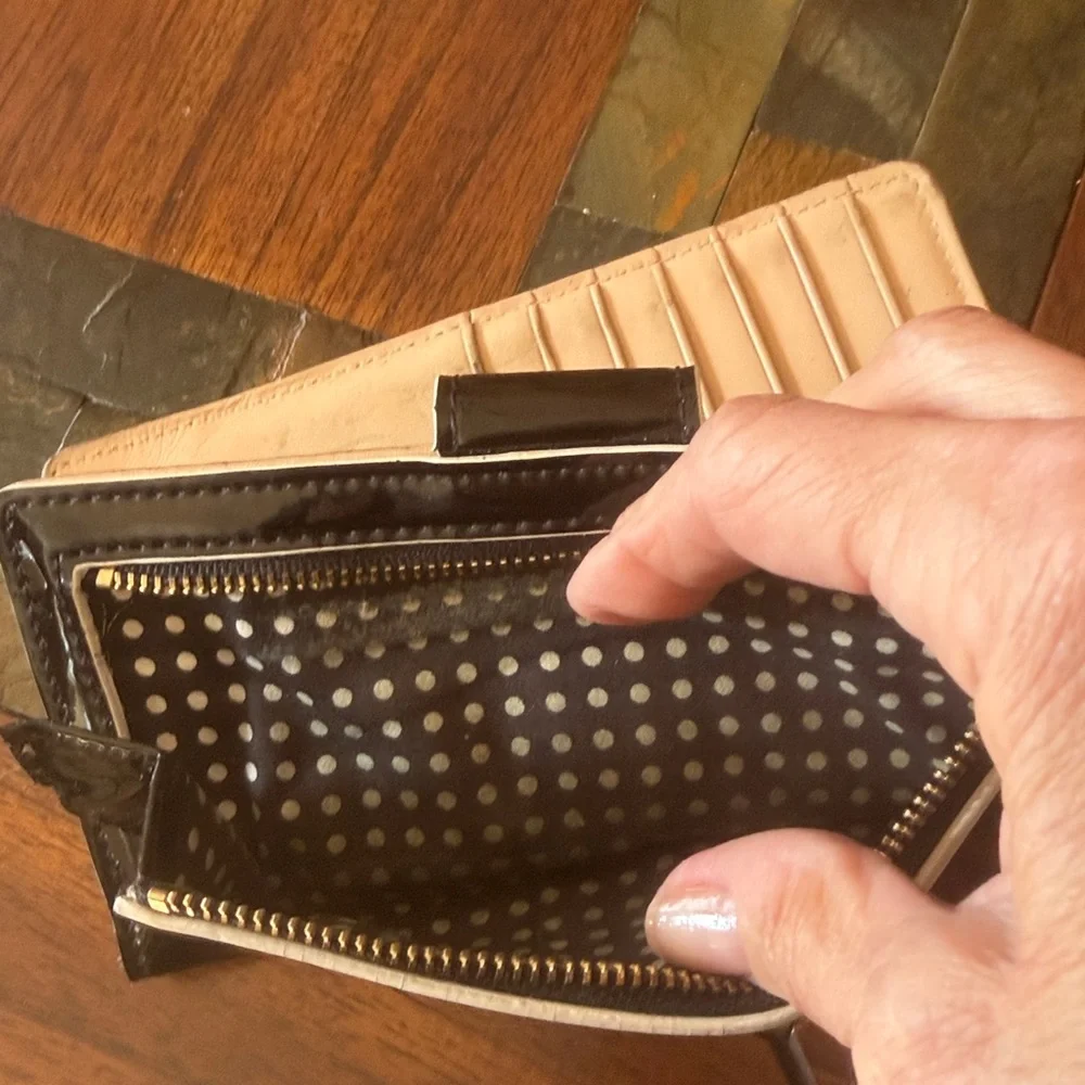 Kate Spade Pasadena Black Patent Stacy Envelope Wallet